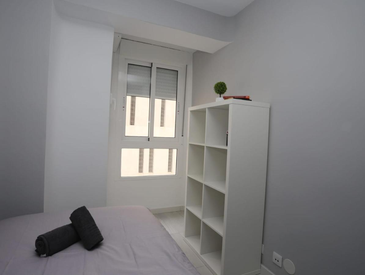 Apartamentos Navas Gam Аликанте Екстериор снимка